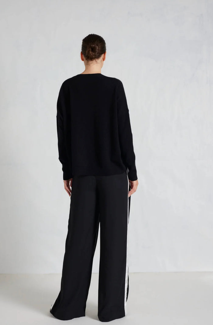Alessandra Sandy Cashmere Sweater Black