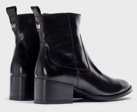 Wonders Black Medium Heeled Ankle Boot E6901