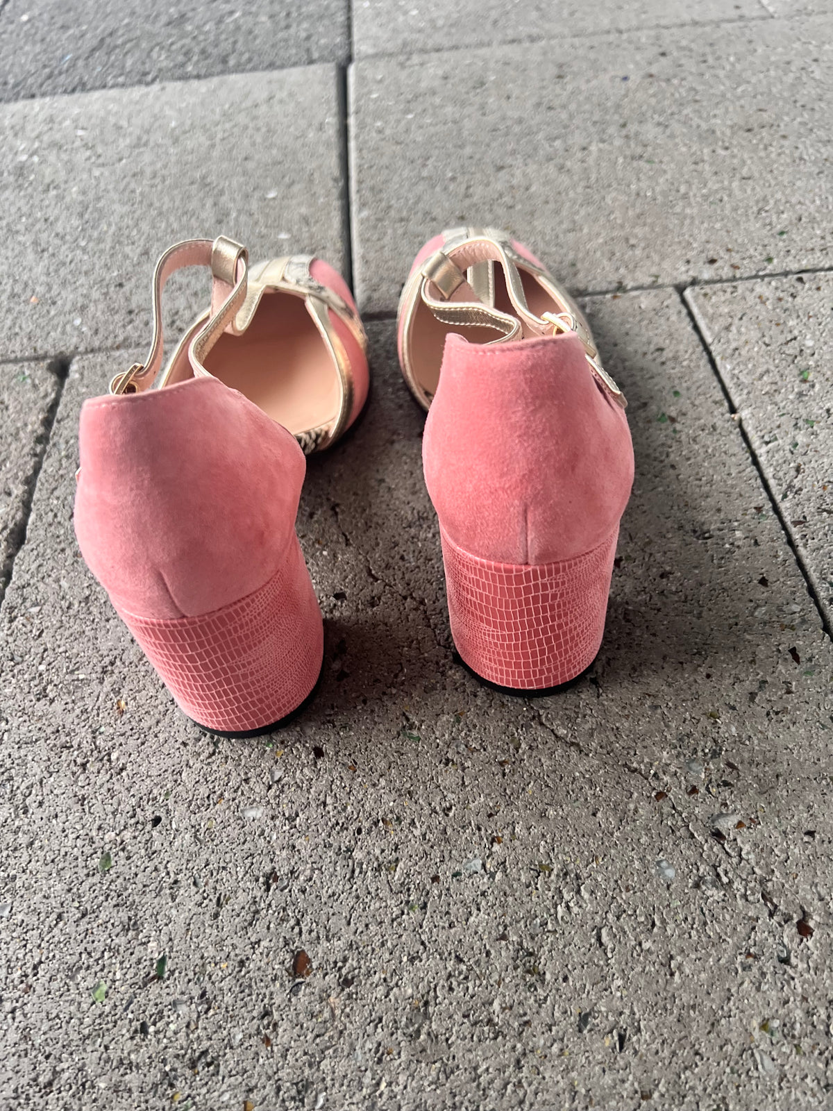 Emma Kate Heel Pink Suede Yasmine