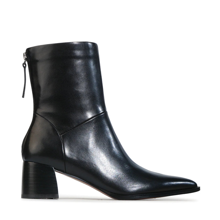 EOS Boot Auroa Black