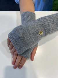 Mia Fratino Cashmere Wrist Warmers Graphite 17508