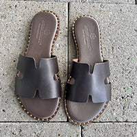 Antichi Romani Chocolate Slides with fine gold detail - 01Nuovo