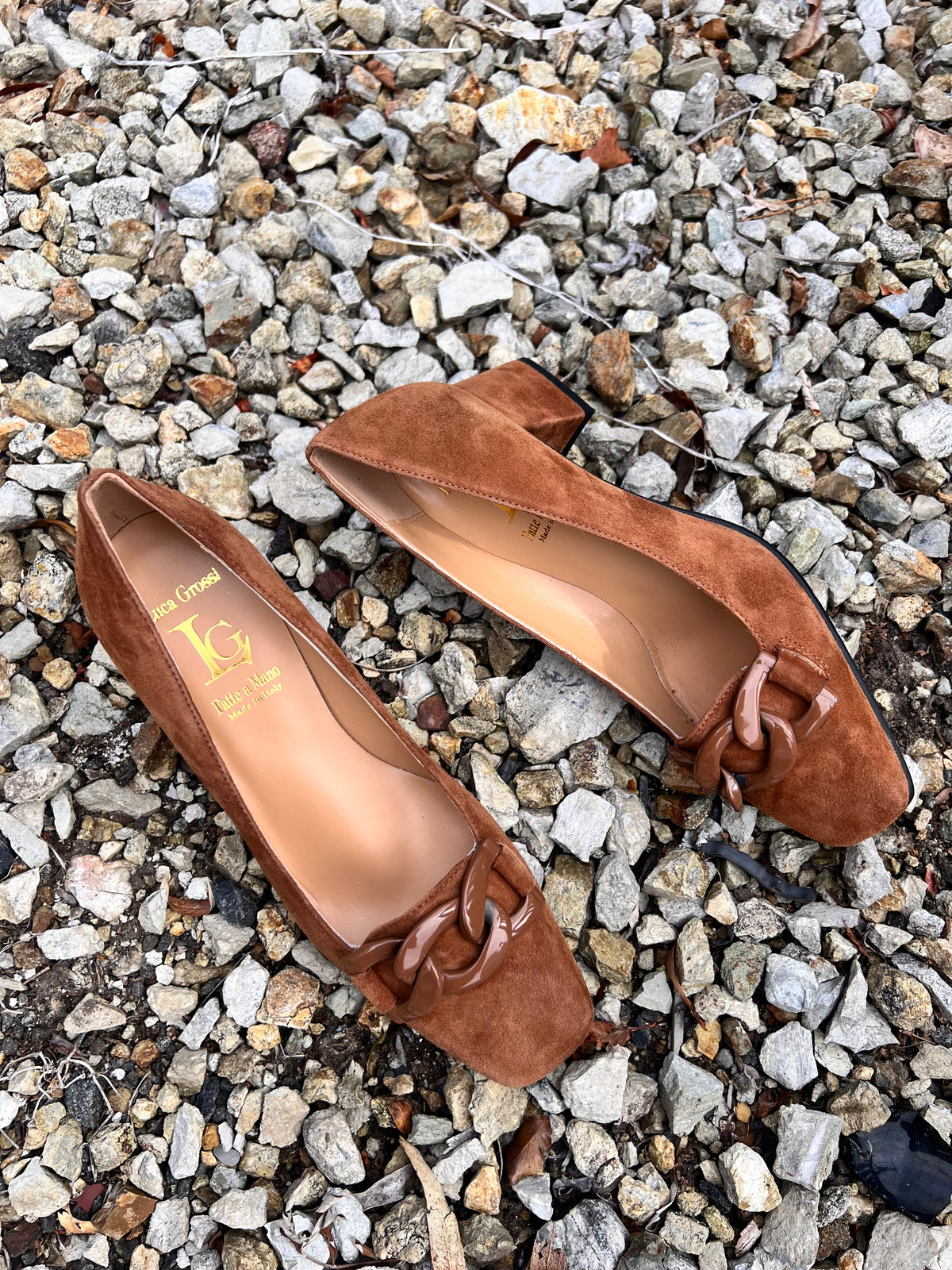Luca Grossi Brandy Heeled Court Shoe with metal front detail CH758