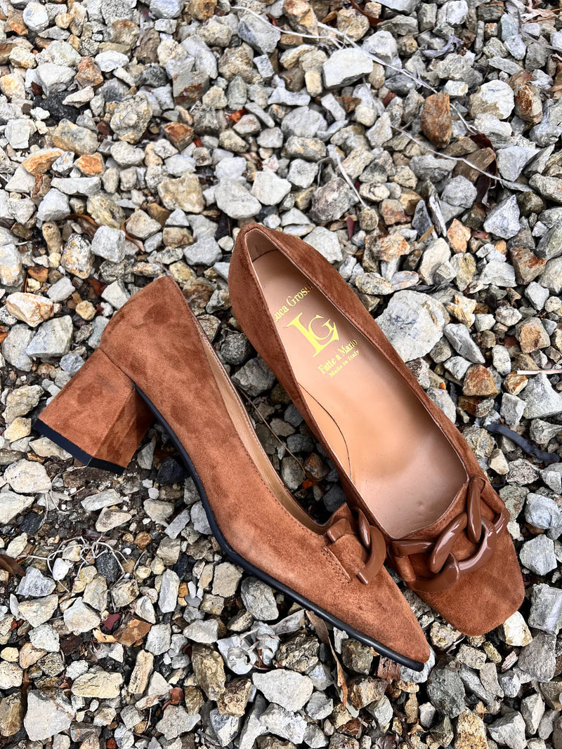 Luca Grossi Brandy Heeled Court Shoe with metal front detail CH758