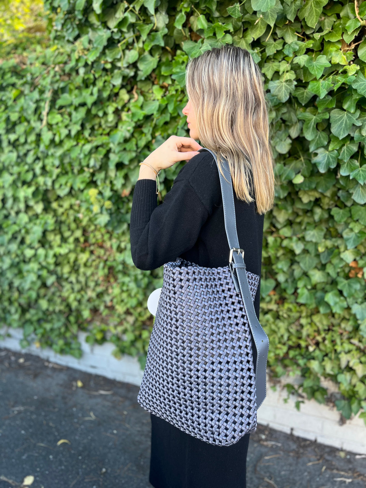 L’ora D'oro Bag Slouchy Woven Silk Tote with inner pouch Charcoal