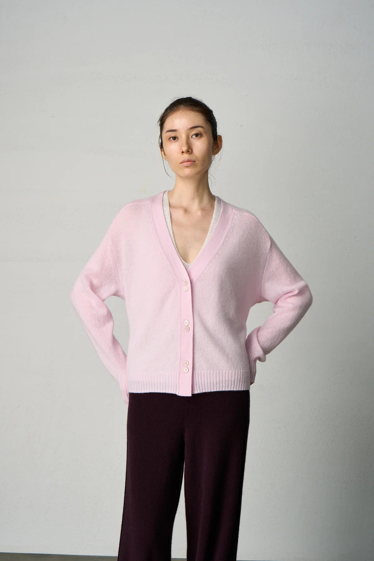 ALEGER Featherweight Cashmere Cardi Pearl Pink 394