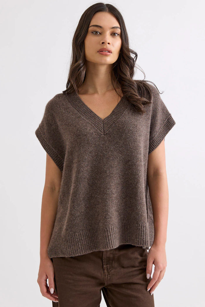 Mia Fratino Vest Xavier Espresso 26905