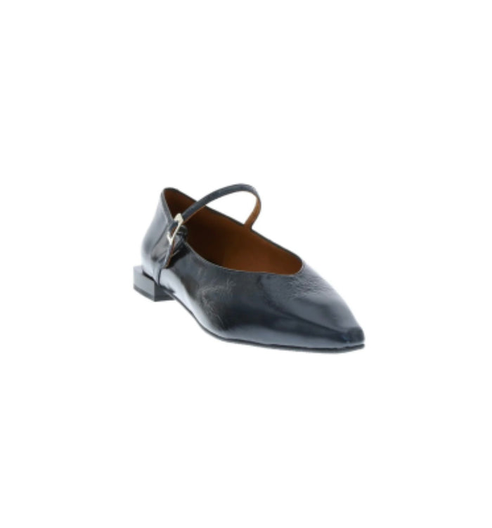 Neo patent flat with front strap