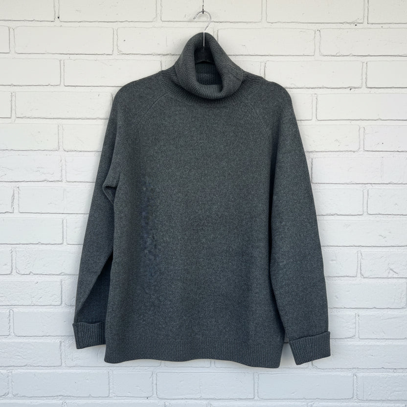 Mansted Knit Turtle Neck Green  Zoraja