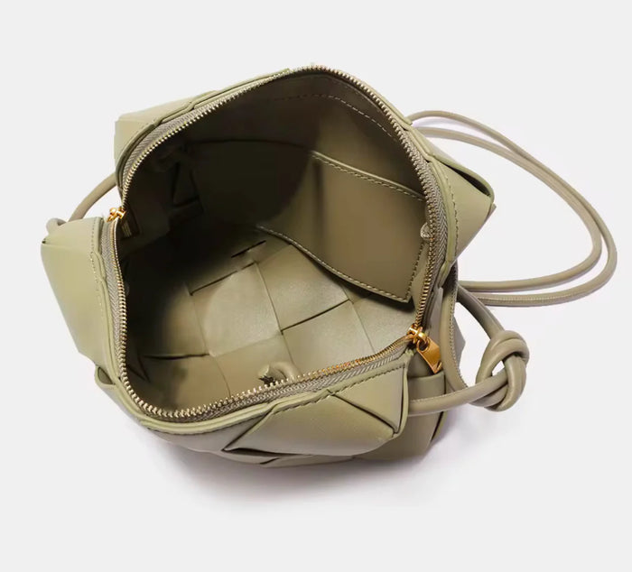 L’ora D'oro Bag Weave Crossbody Olive