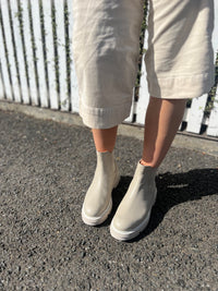 L’Ecologica Alce Beige Leather Boot