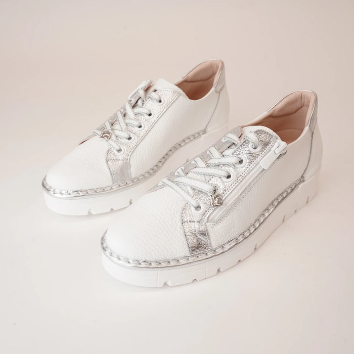Jose Saenz Black White/Silver Sneaker 2001-CI-M