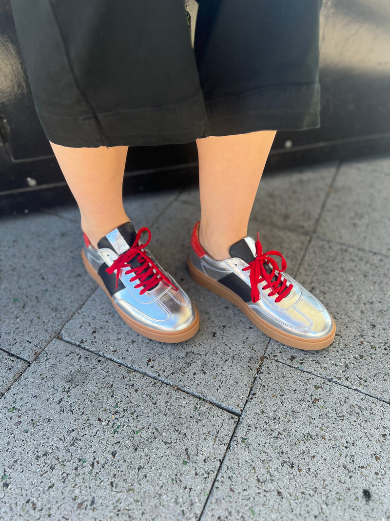 S.di Silver/Black/Red Sneaker 3306
