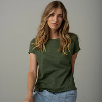 Cloth + Paper + Scissors Front Split Tee Fairway Green  C1384