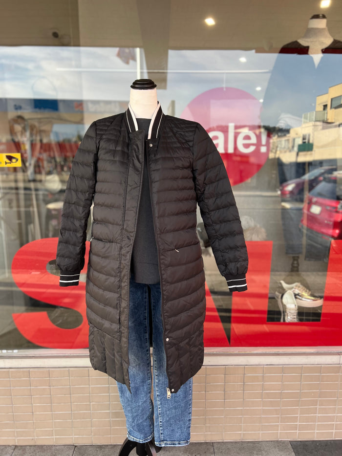 Moke Kat Puffer Coat Black