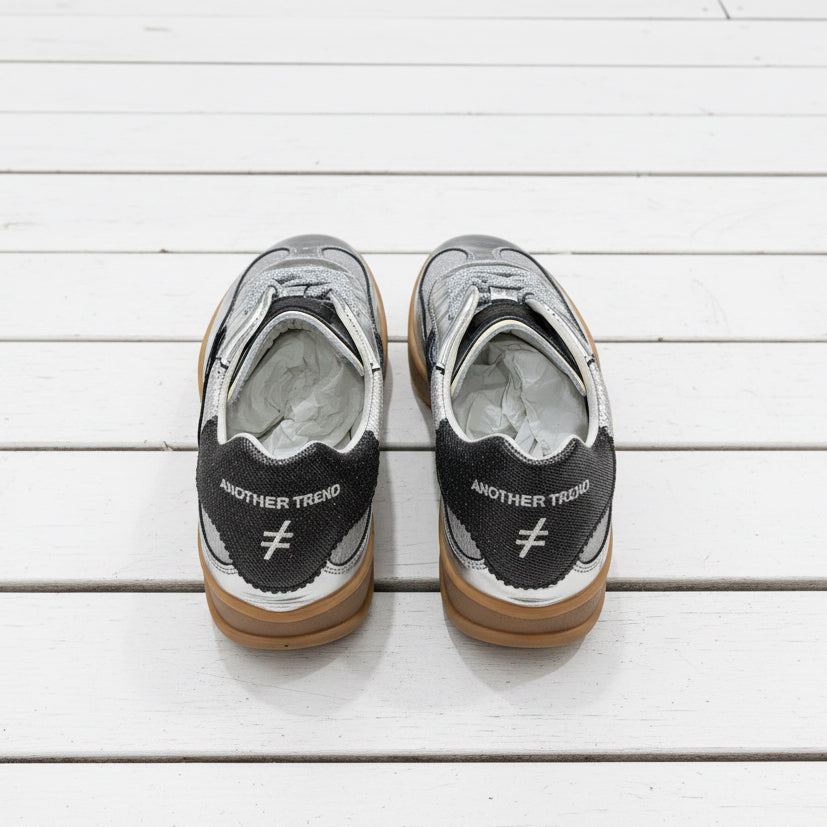 Another Trend Sneaker Plata  AO32C441