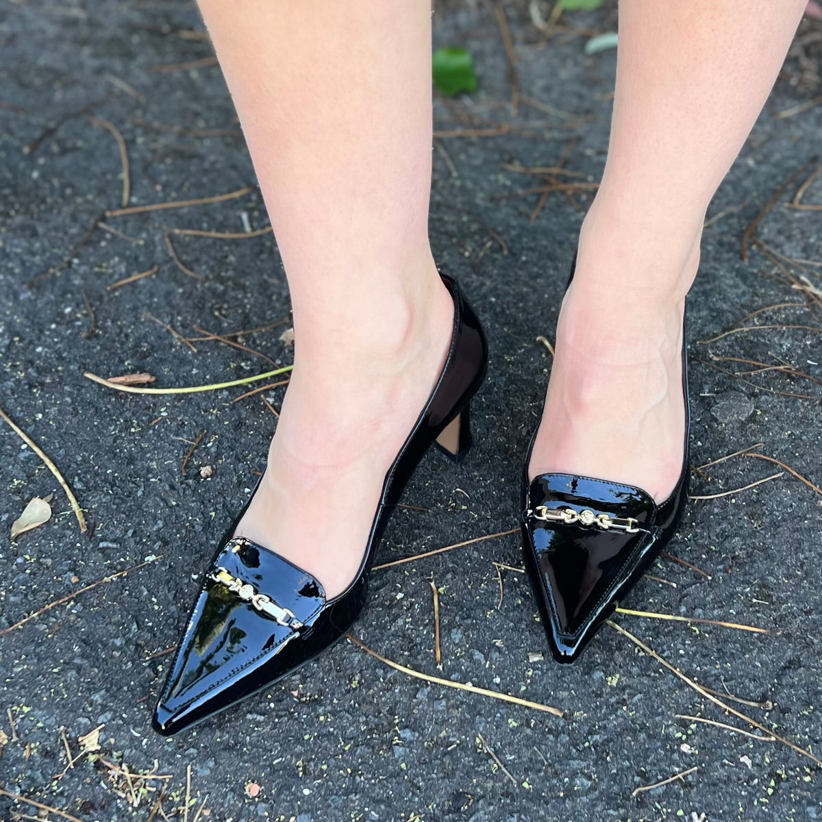 Neo Black Patent Heel with gold bar 24549-458B