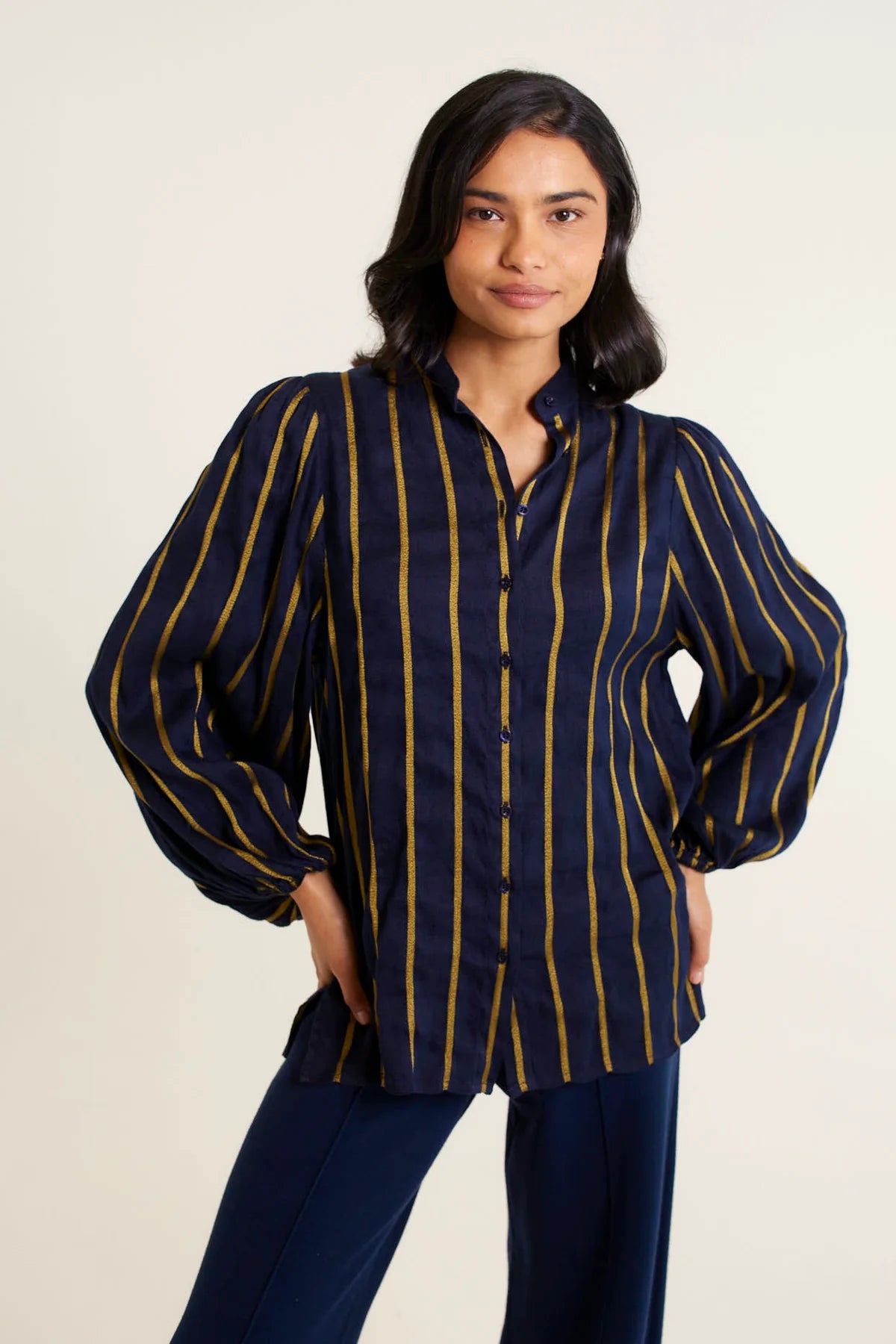 Alessandra Frankie Linen Shirt  Ink/Gold 800Q
