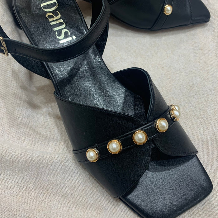 Dansi Mestizo Sandal with Pearl Trim