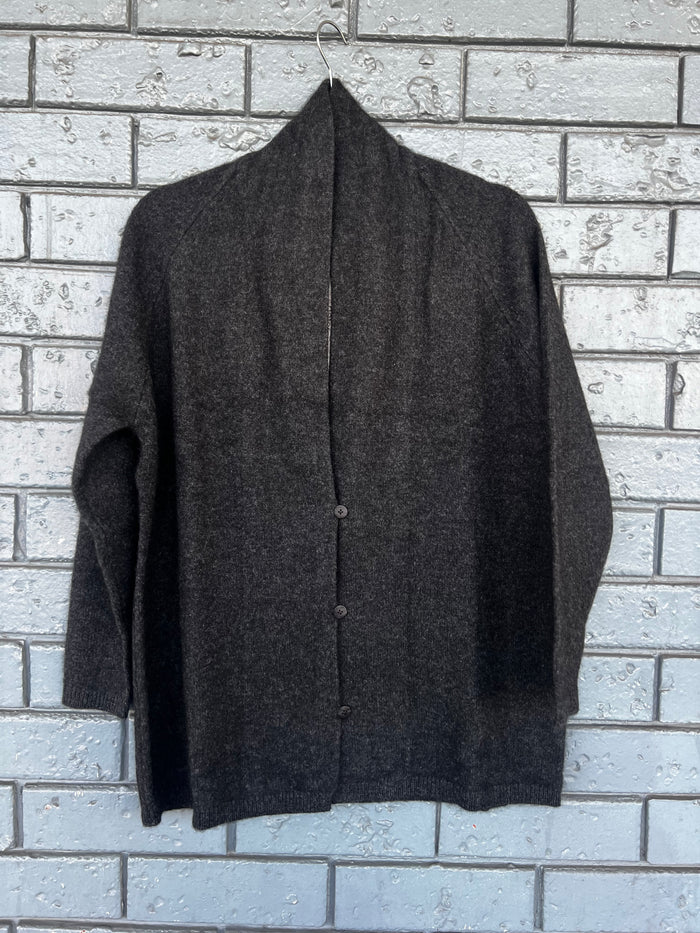 Mansted Cardi Yak Zonia Dark Charcoal