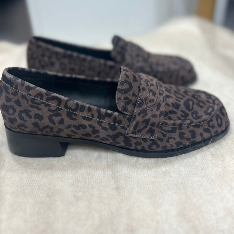 Alfie & Evie Vivid Brown Leopard Loafer