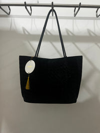 L’ora D’oro Bag Carly Black Suede Tote
