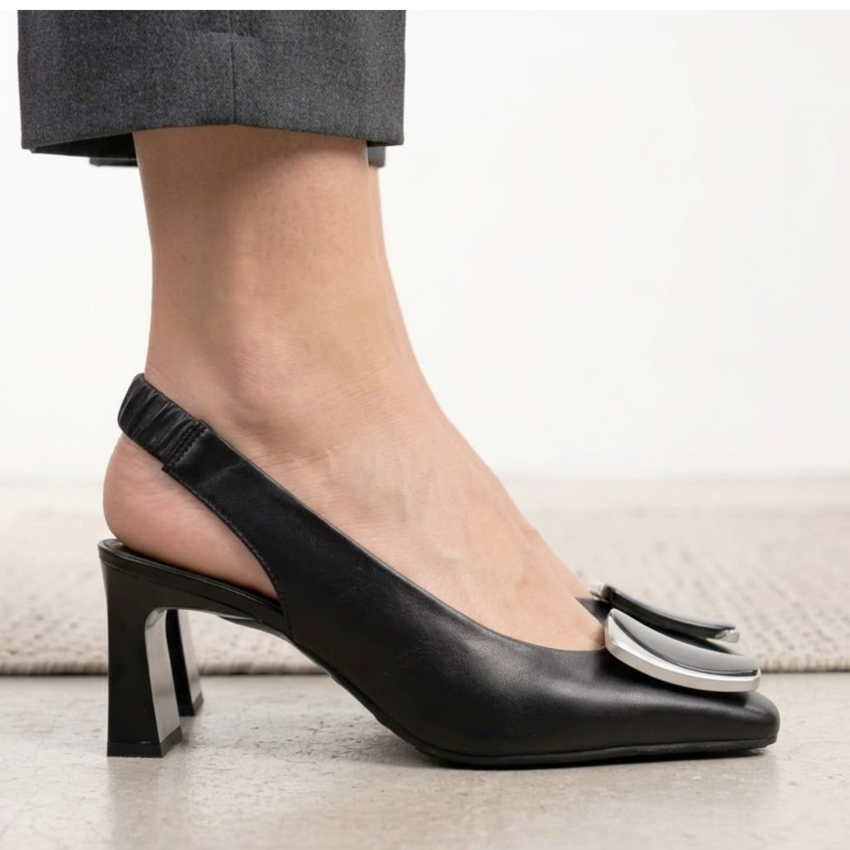 Hispanitas Slingback Heel Black