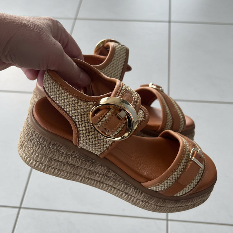 Sala Sandal Dara Coconut