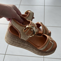 Sala Sandal Dara Coconut