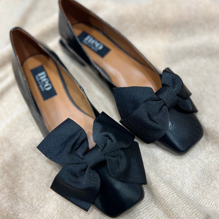 NEO Black Flats with Bow 24630