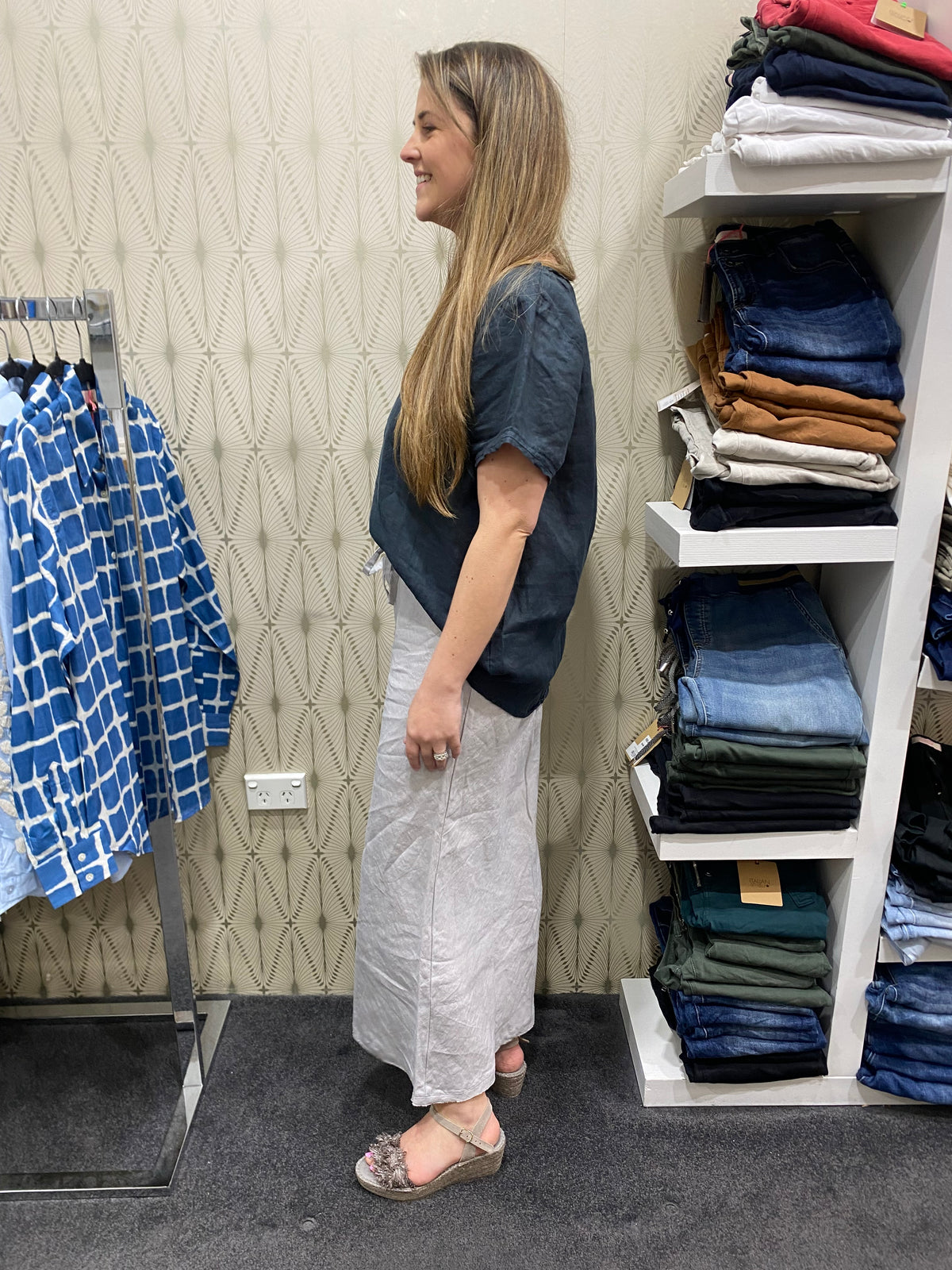 Frockk Top Ellie Round Neck Linen Charcoal