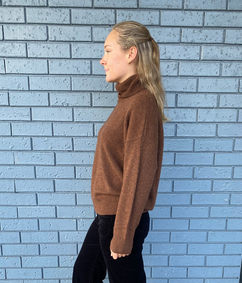 Mia Fratino Cooper Rollneck Umber 25003