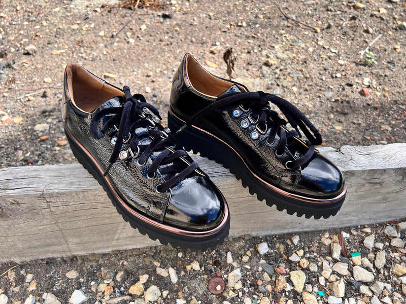Luca Grossi Black Wedge Patent Lace Up E686M