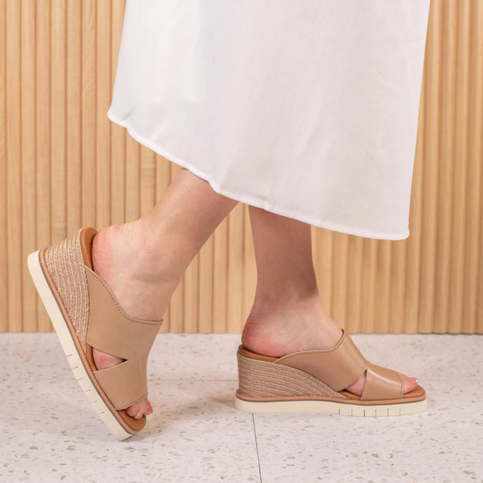 Eos Slide Haye Wedge Tan