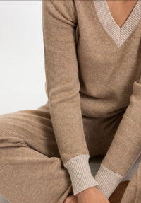 Bow And Arrow Camel Ribbed V Neck Cashmere Blend