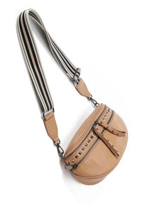 Hi Ho Bag Obsessed STUD Light Tan/Gunmetal