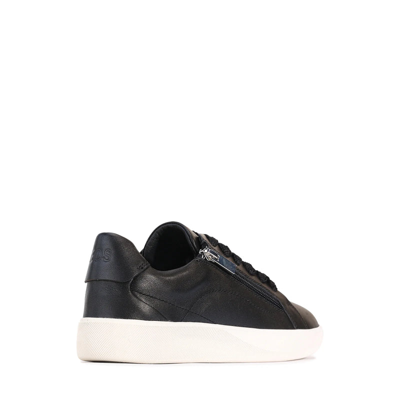Eos Neomi Black Sneaker