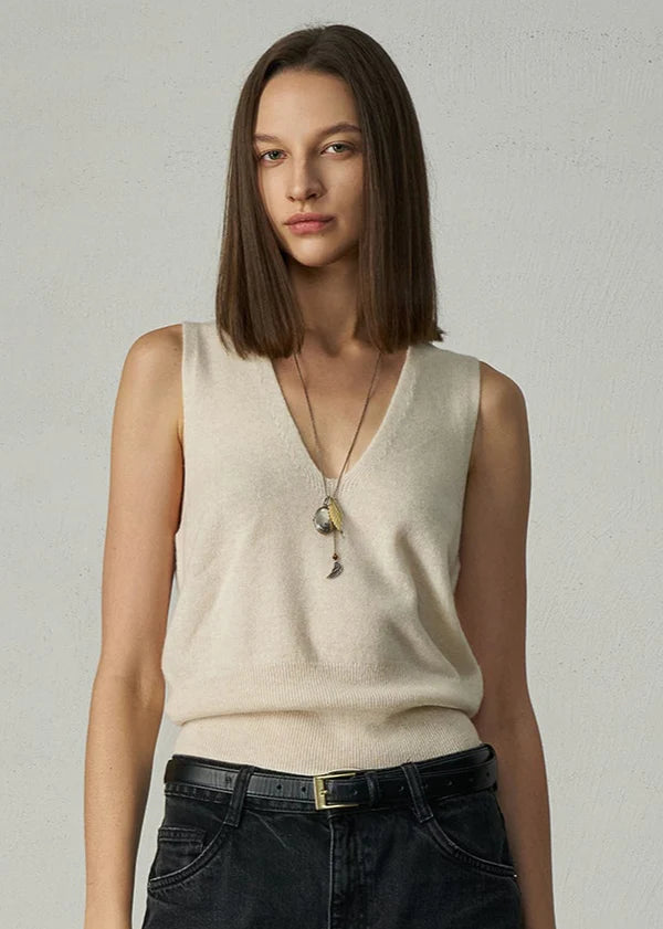 Aleger Vest Cashmere Low V Pearl Shell N2180