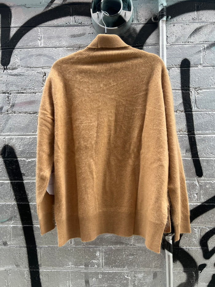 Alessandra Rose Brushed Cashmere Polo Tan W251.30IT