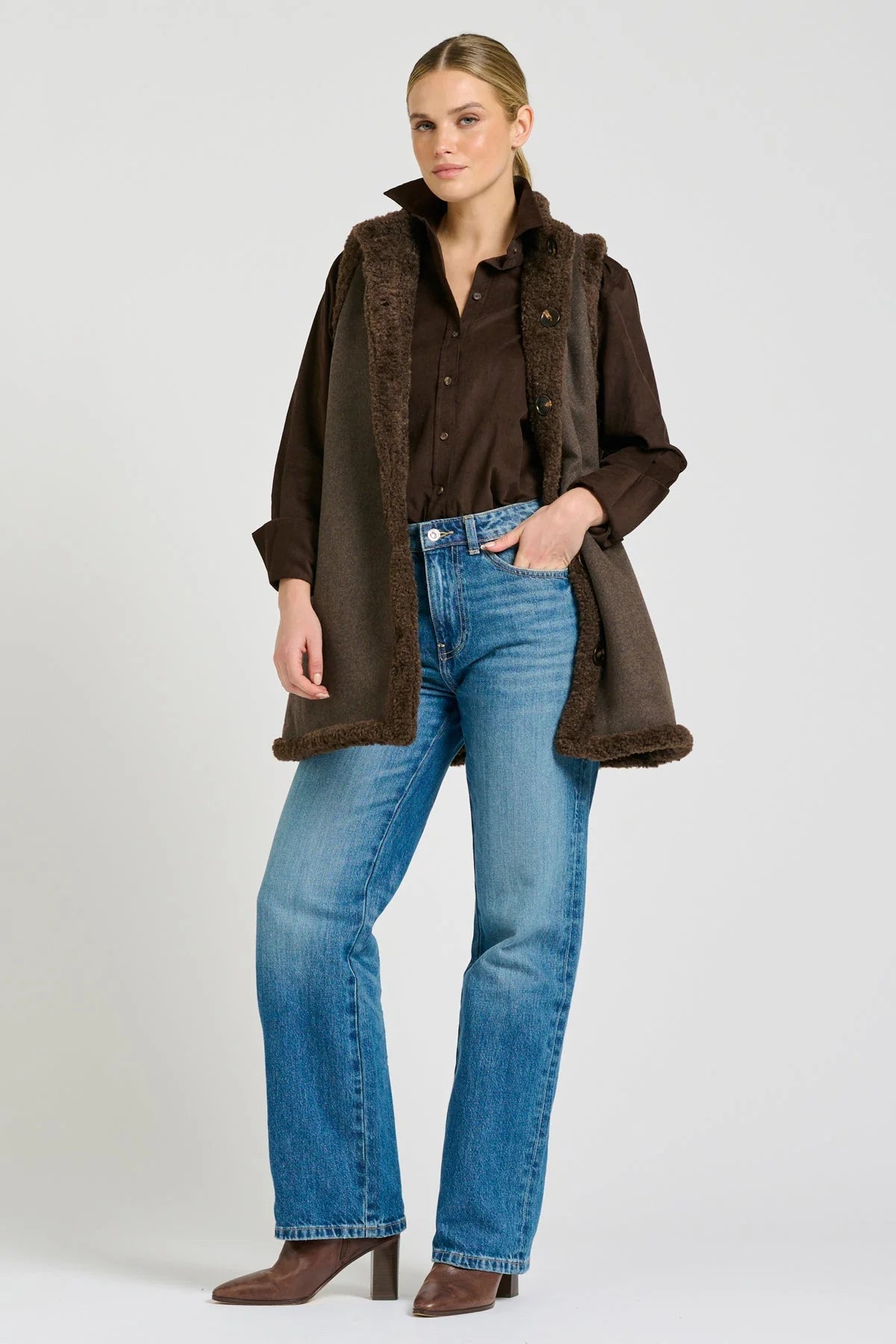 Shirty Shirt Relaxed Chocolate Pincord Elodie