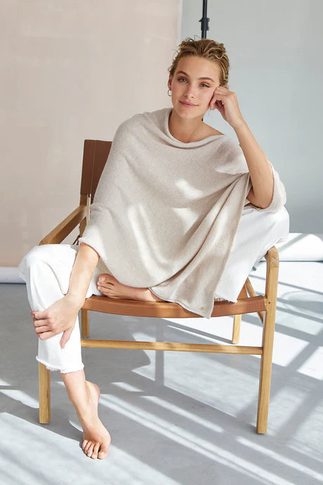 Mia Fratino Poncho Alabaster 16511