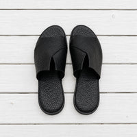Felmini Black Slide