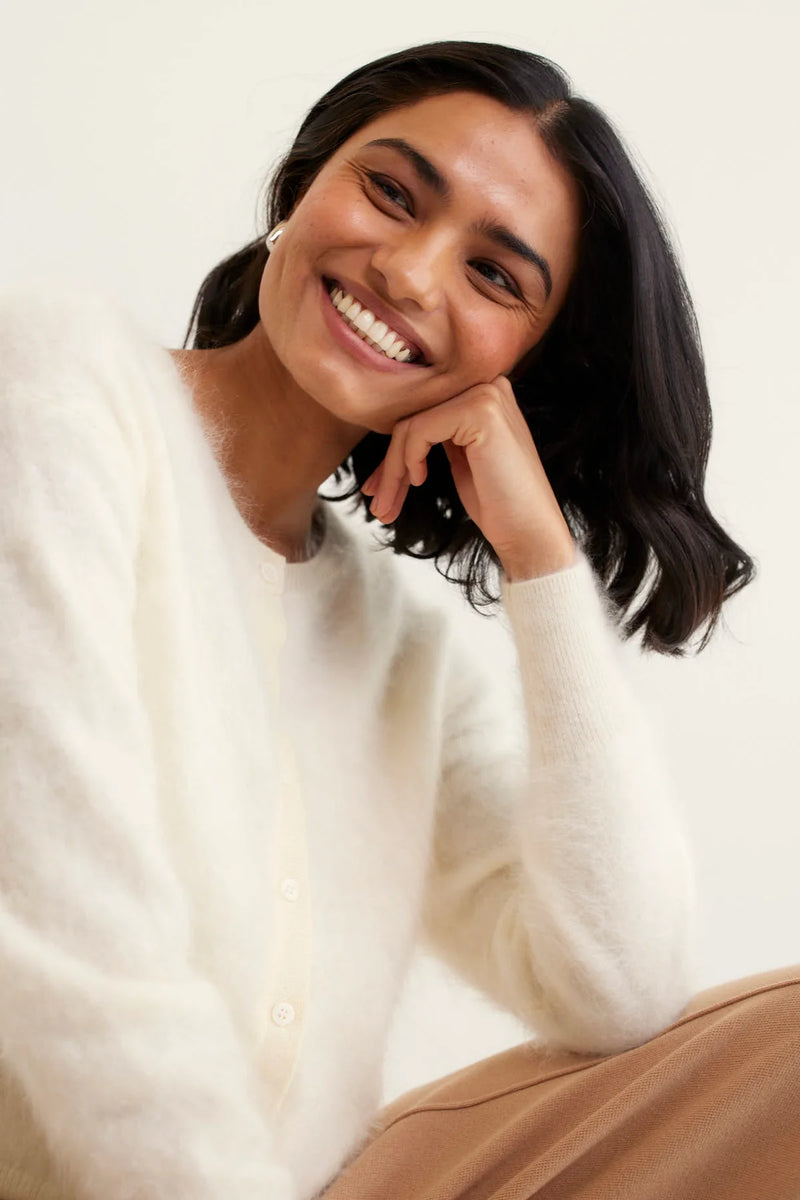 Alessandra Brushed Sydney Cardi Ivory 2.400T