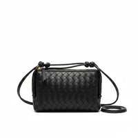 L’ora D'oro Bag Triangular Crossbody Black Leather Petra