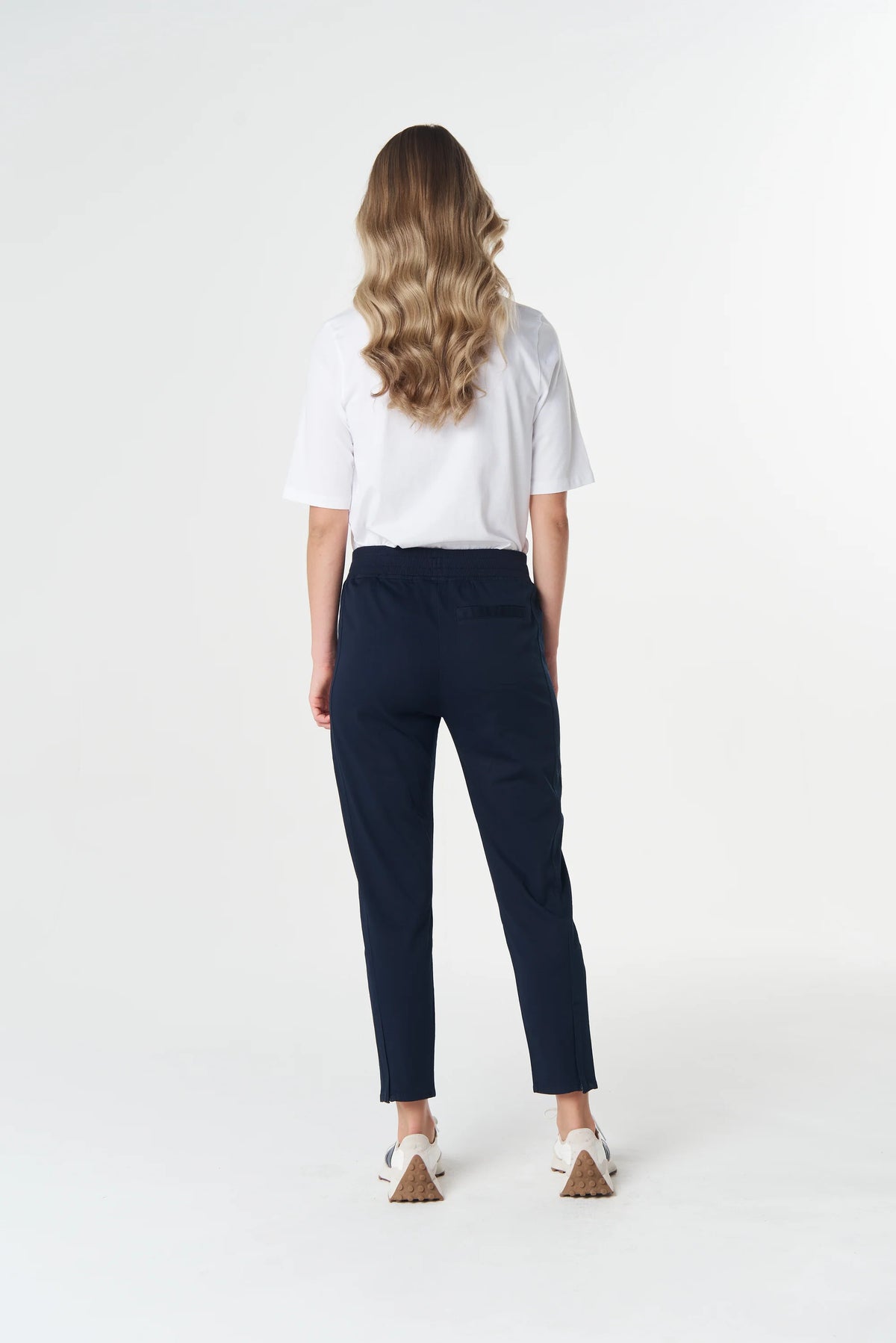 Cloth + Paper + Scissors Jogger Dark Navy GC5310