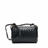 L’ora D'oro Bag Triangular Crossbody Black Leather Petra