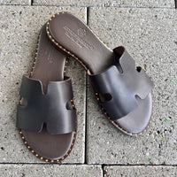 Antichi Romani Chocolate Slides with fine gold detail - 01Nuovo