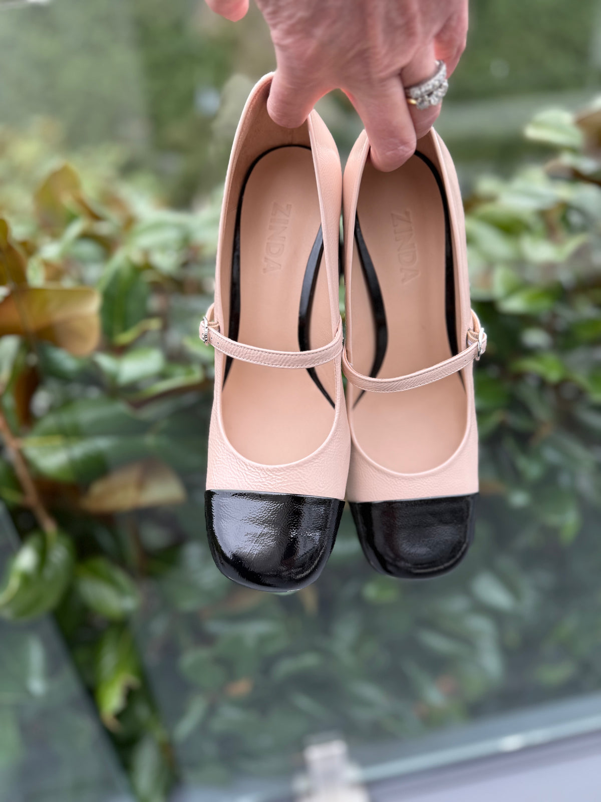 Zinda Heel Mary Jane Two Tone Beige Black 3012
