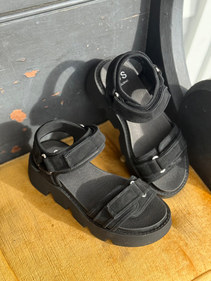 Eos Kaida Black Suede Sandal
