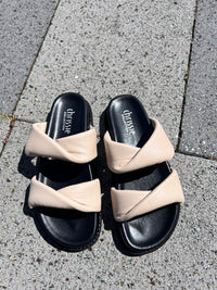 Chrissie Slide Believe Cream